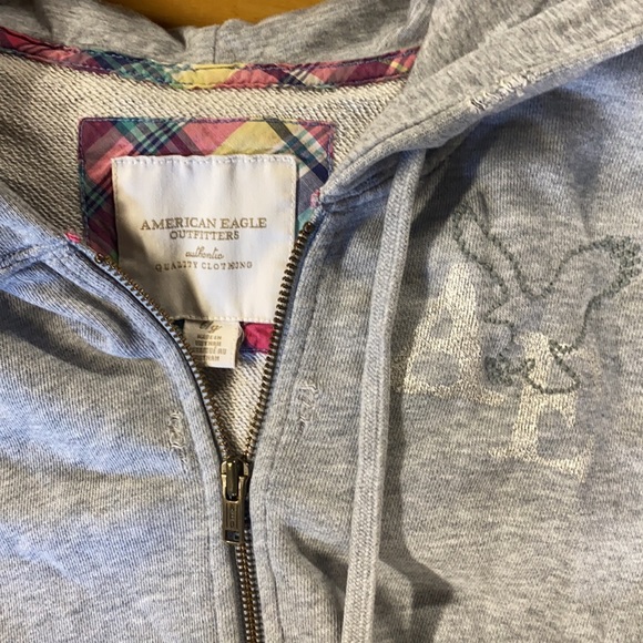 American Eagle Distressed 3/4 Sleeve Hoodie - Picture 3 of 7